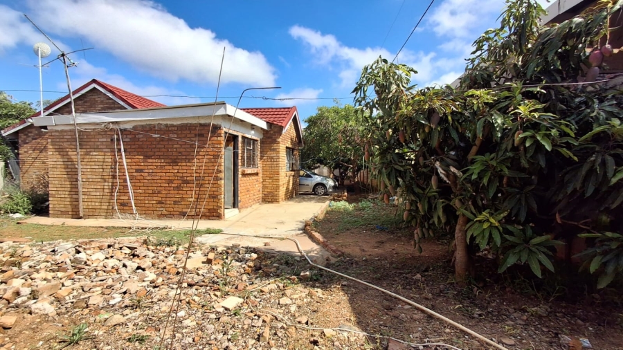 3 Bedroom Property for Sale in Flora Park Limpopo