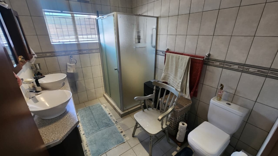 4 Bedroom Property for Sale in Polokwane Central Limpopo