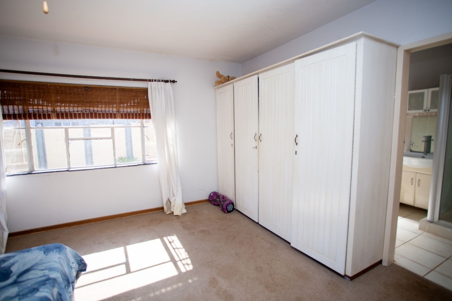 4 Bedroom Property for Sale in Kameeldoringpark Limpopo