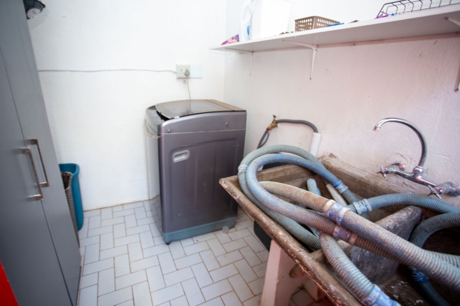 4 Bedroom Property for Sale in Kameeldoringpark Limpopo