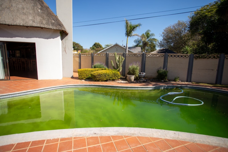 4 Bedroom Property for Sale in Kameeldoringpark Limpopo