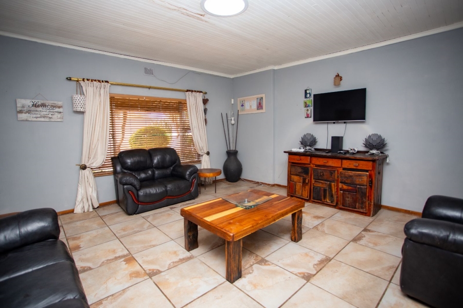 4 Bedroom Property for Sale in Kameeldoringpark Limpopo