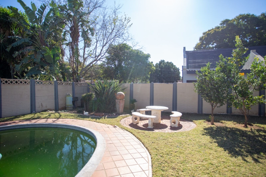 4 Bedroom Property for Sale in Kameeldoringpark Limpopo