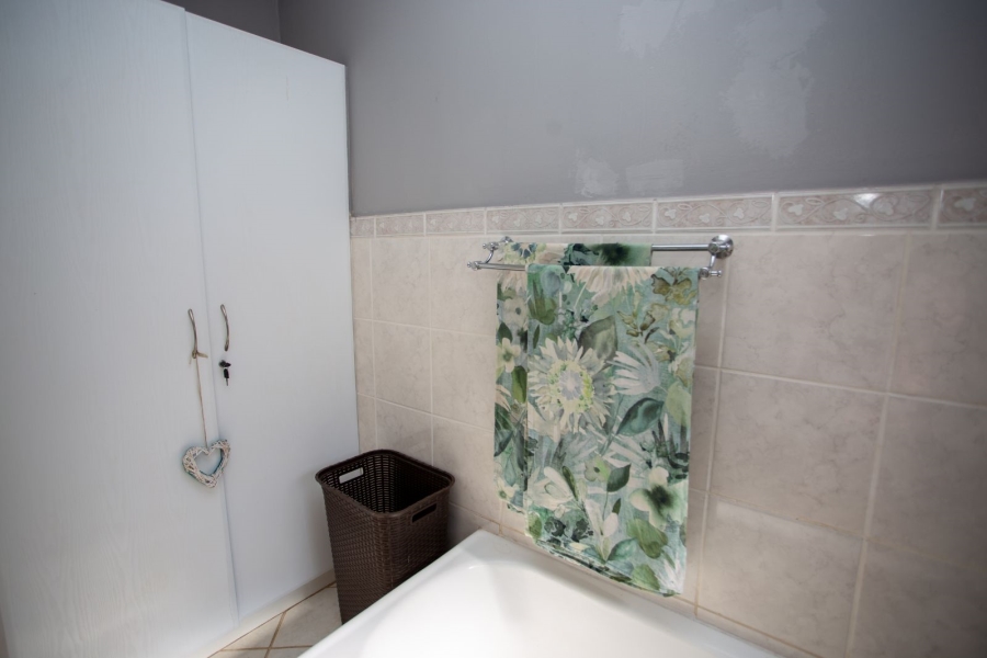 4 Bedroom Property for Sale in Kameeldoringpark Limpopo