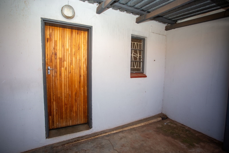 4 Bedroom Property for Sale in Kameeldoringpark Limpopo