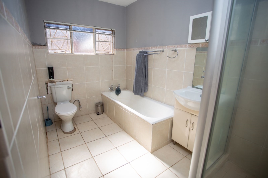 4 Bedroom Property for Sale in Kameeldoringpark Limpopo