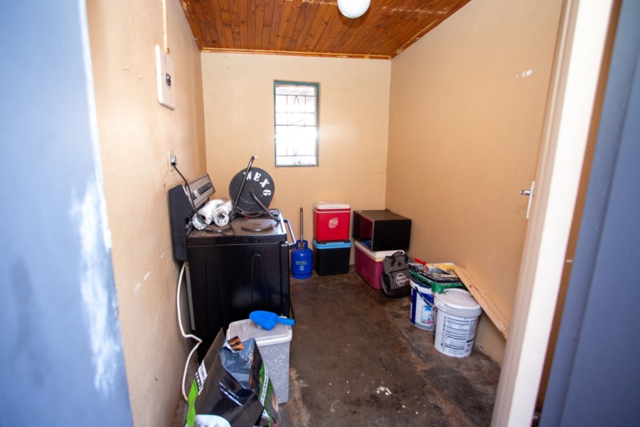 4 Bedroom Property for Sale in Kameeldoringpark Limpopo