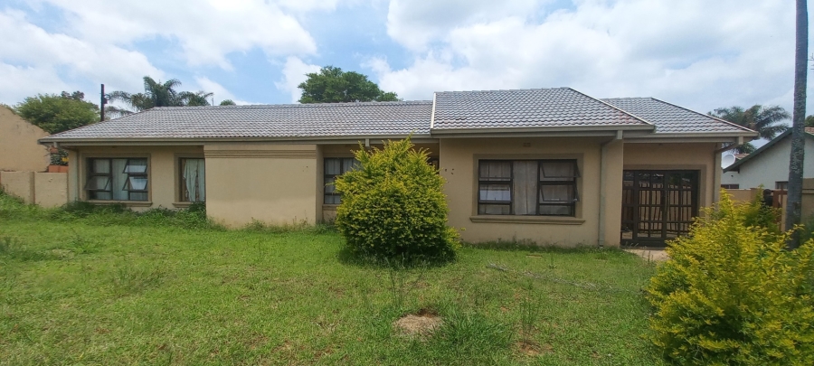 3 Bedroom Property for Sale in Fauna Park Limpopo