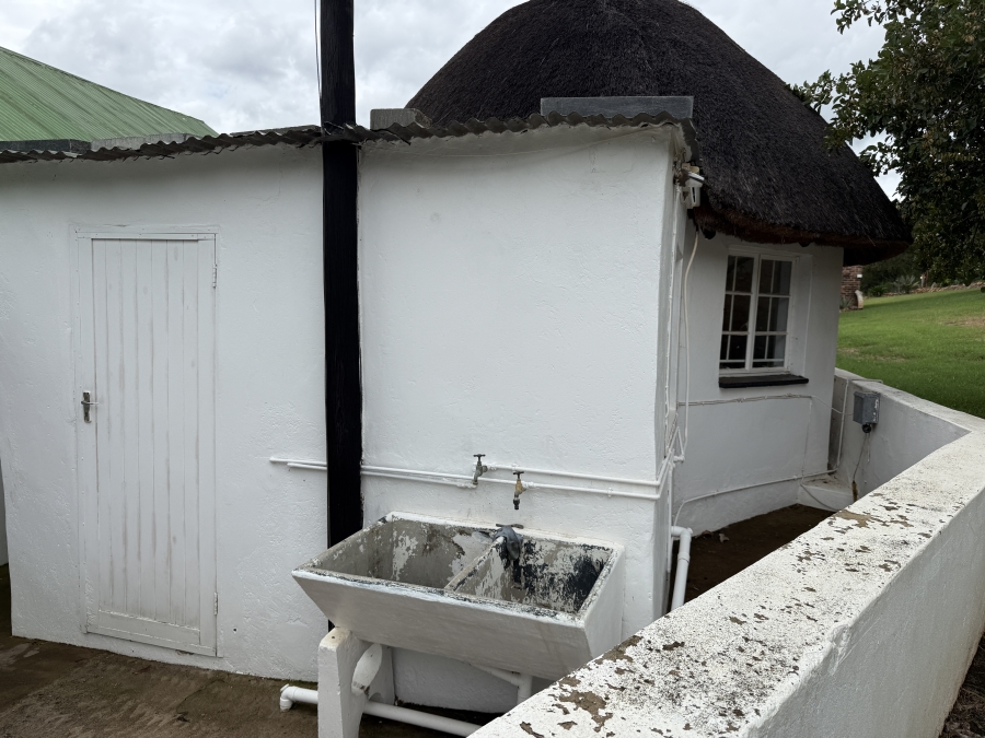 8 Bedroom Property for Sale in Planknek A H Limpopo