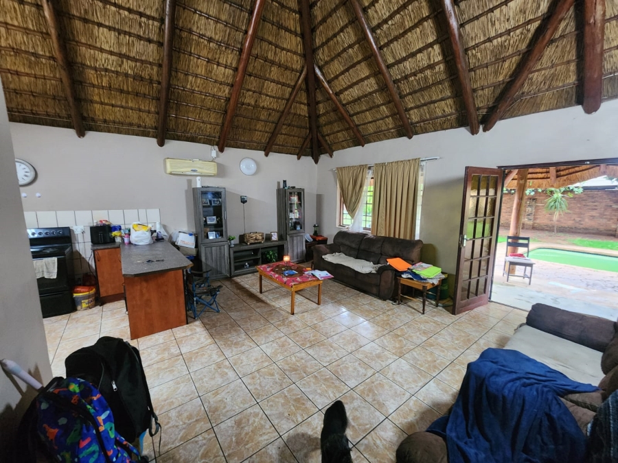 2 Bedroom Property for Sale in Onverwacht Limpopo