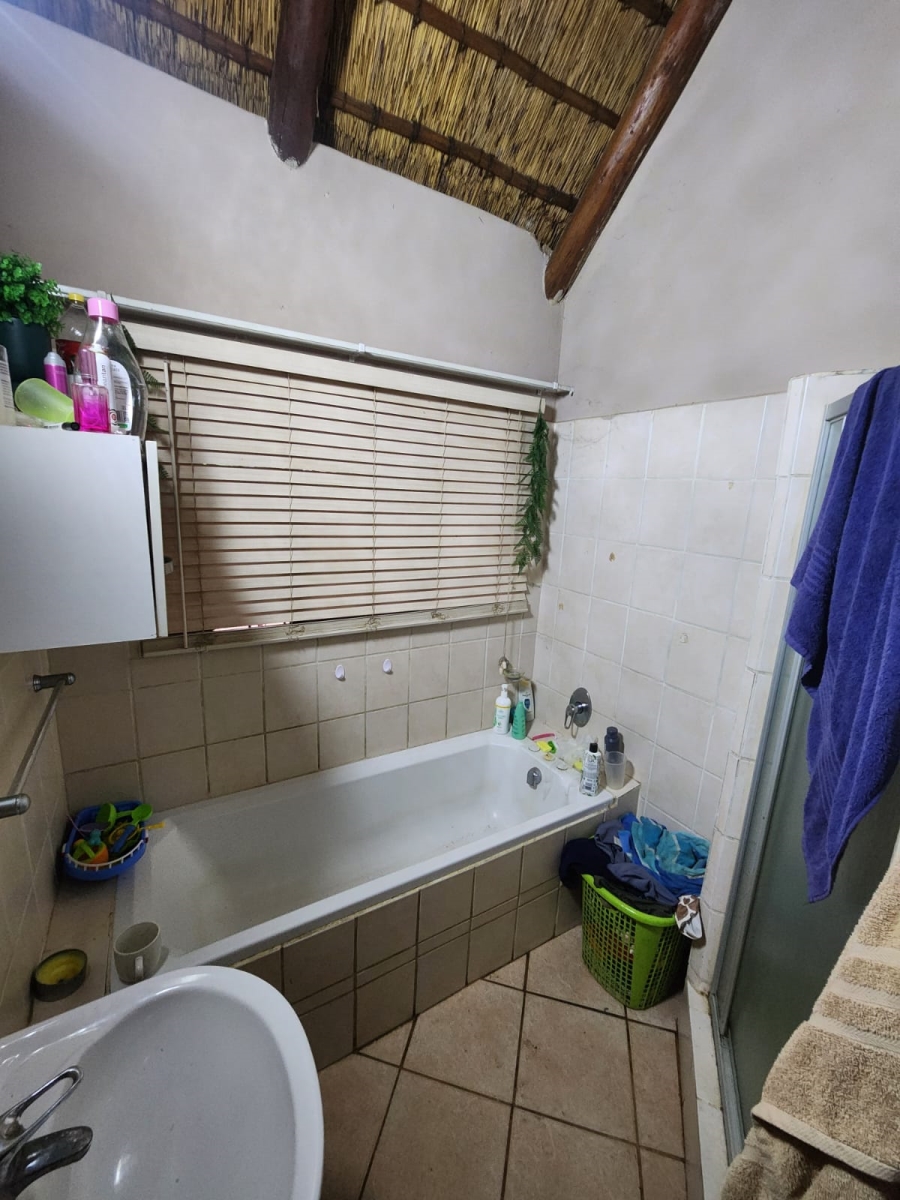 2 Bedroom Property for Sale in Onverwacht Limpopo