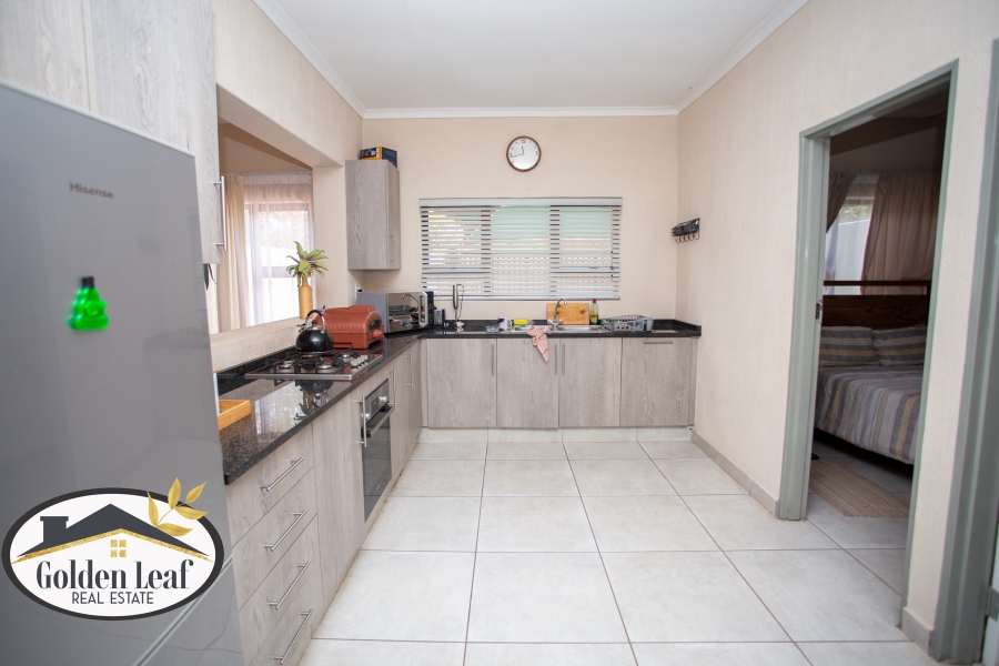 To Let 2 Bedroom Property for Rent in Chroompark Limpopo