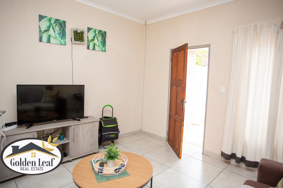 To Let 2 Bedroom Property for Rent in Chroompark Limpopo