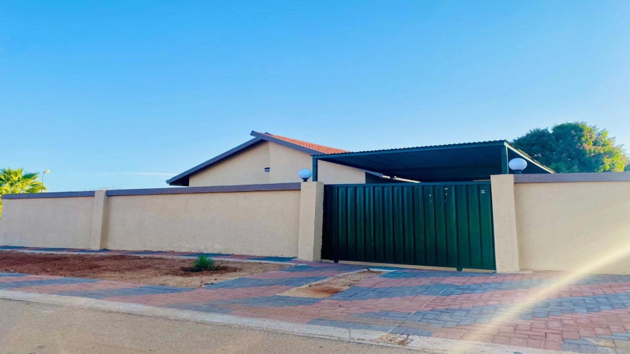 4 Bedroom Property for Sale in Lebowakgomo Zone B Limpopo