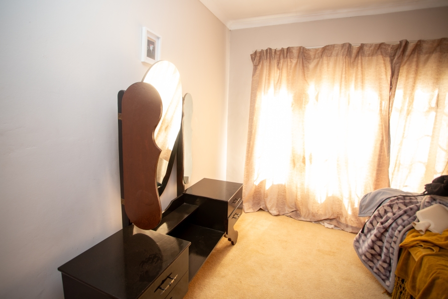 5 Bedroom Property for Sale in Chroompark Limpopo