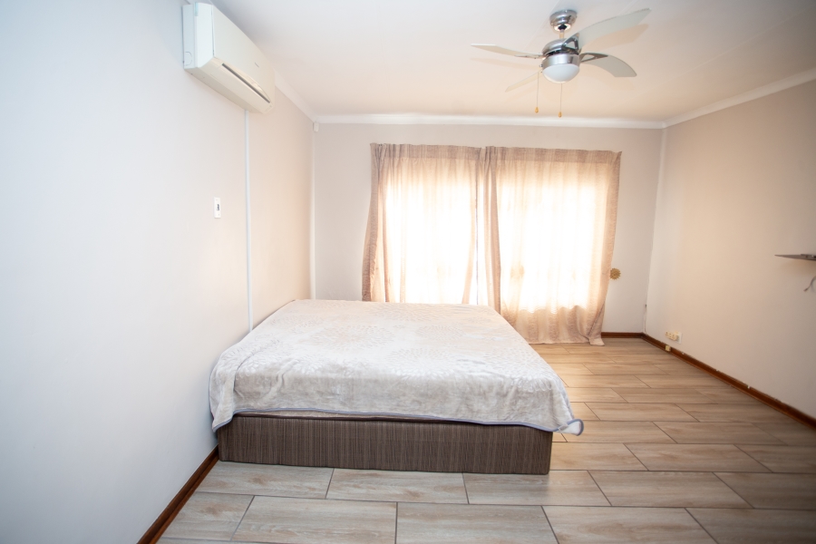 5 Bedroom Property for Sale in Chroompark Limpopo