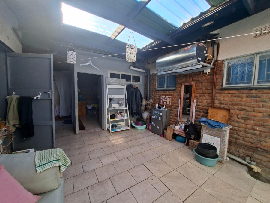 6 Bedroom Property for Sale in Bela Bela Limpopo