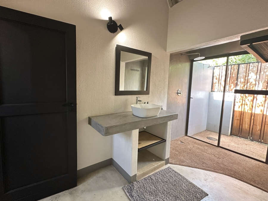 4 Bedroom Property for Sale in Hoedspruit Wildlife Estate Limpopo