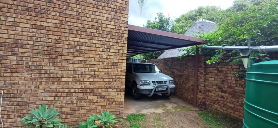 4 Bedroom Property for Sale in Alma Limpopo