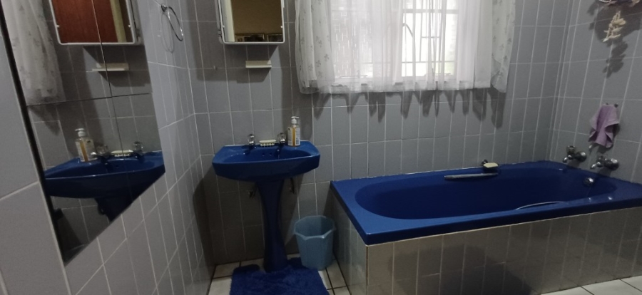 4 Bedroom Property for Sale in Alma Limpopo