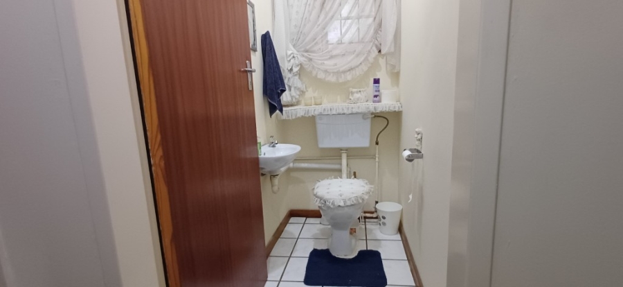 4 Bedroom Property for Sale in Alma Limpopo