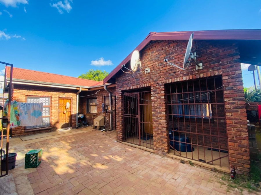 12 Bedroom Property for Sale in Thohoyandou Limpopo