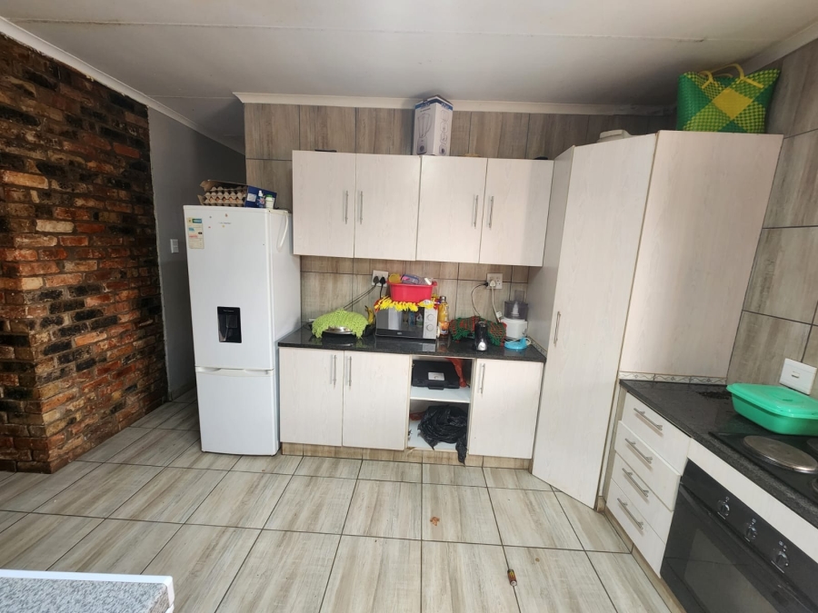 5 Bedroom Property for Sale in Northam Limpopo