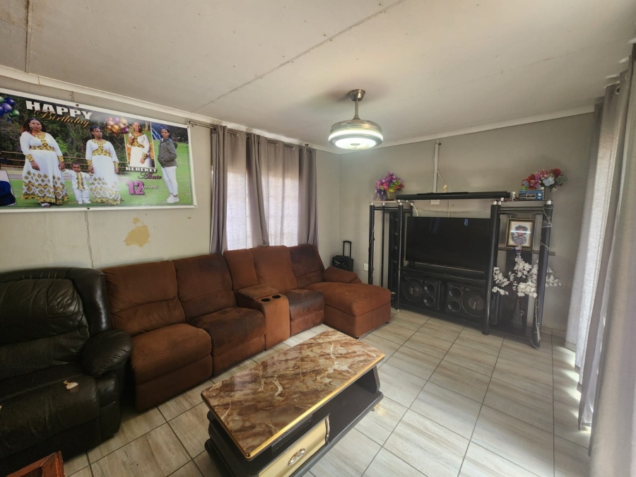 5 Bedroom Property for Sale in Northam Limpopo