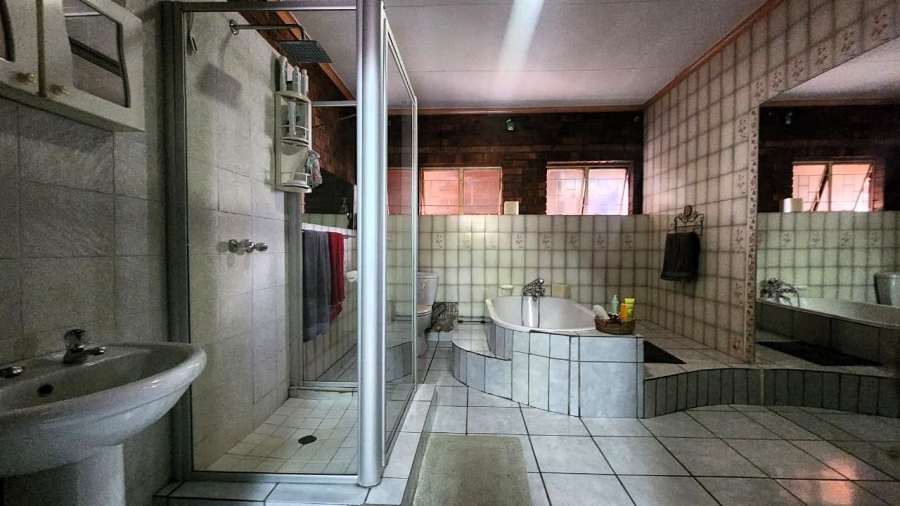 3 Bedroom Property for Sale in Sterpark Limpopo