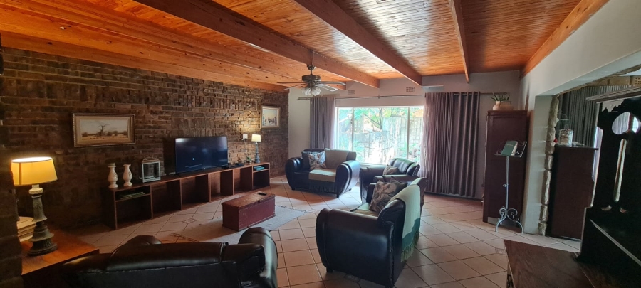 4 Bedroom Property for Sale in Kameeldoringpark Limpopo