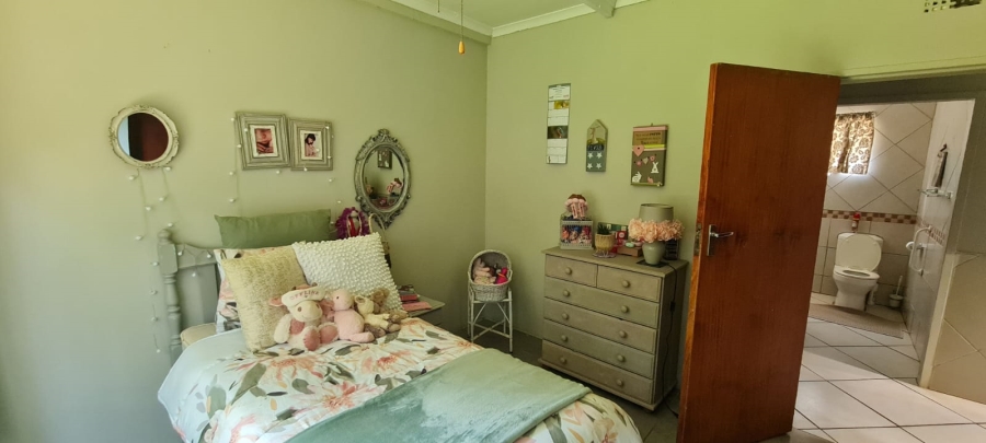 4 Bedroom Property for Sale in Kameeldoringpark Limpopo