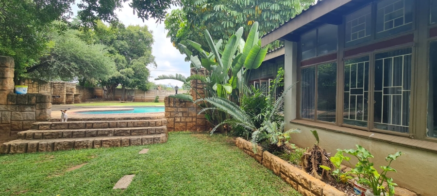 4 Bedroom Property for Sale in Kameeldoringpark Limpopo