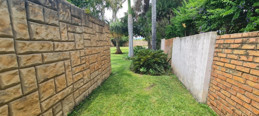 4 Bedroom Property for Sale in Kameeldoringpark Limpopo