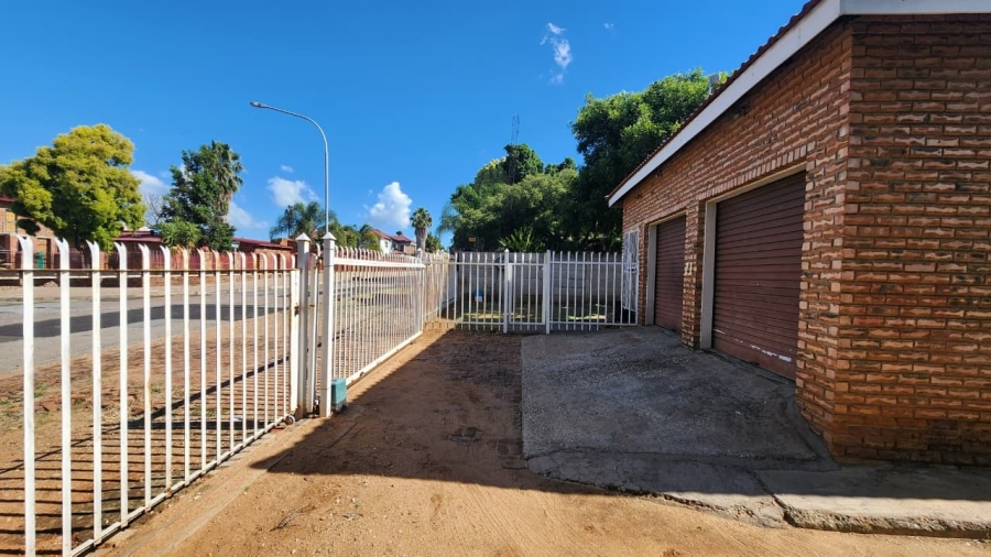 4 Bedroom Property for Sale in Bendor Limpopo