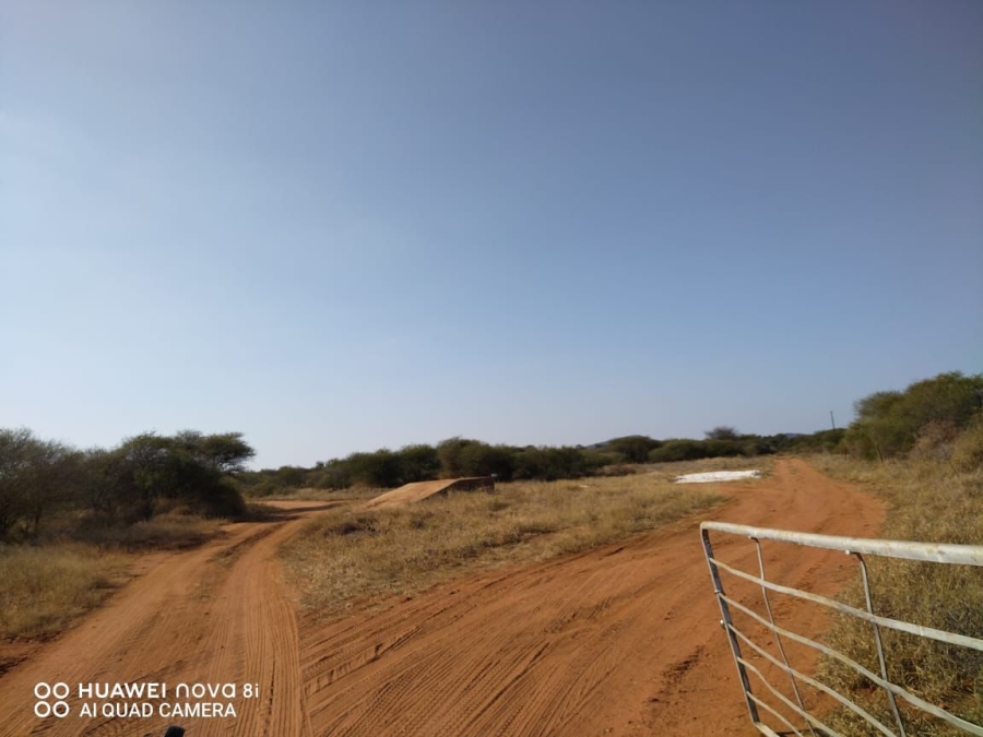 5 Bedroom Property for Sale in Tom Burke Limpopo