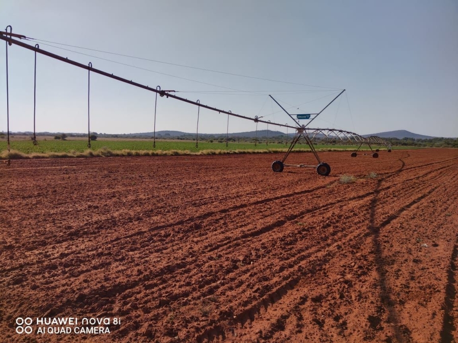 5 Bedroom Property for Sale in Tom Burke Limpopo