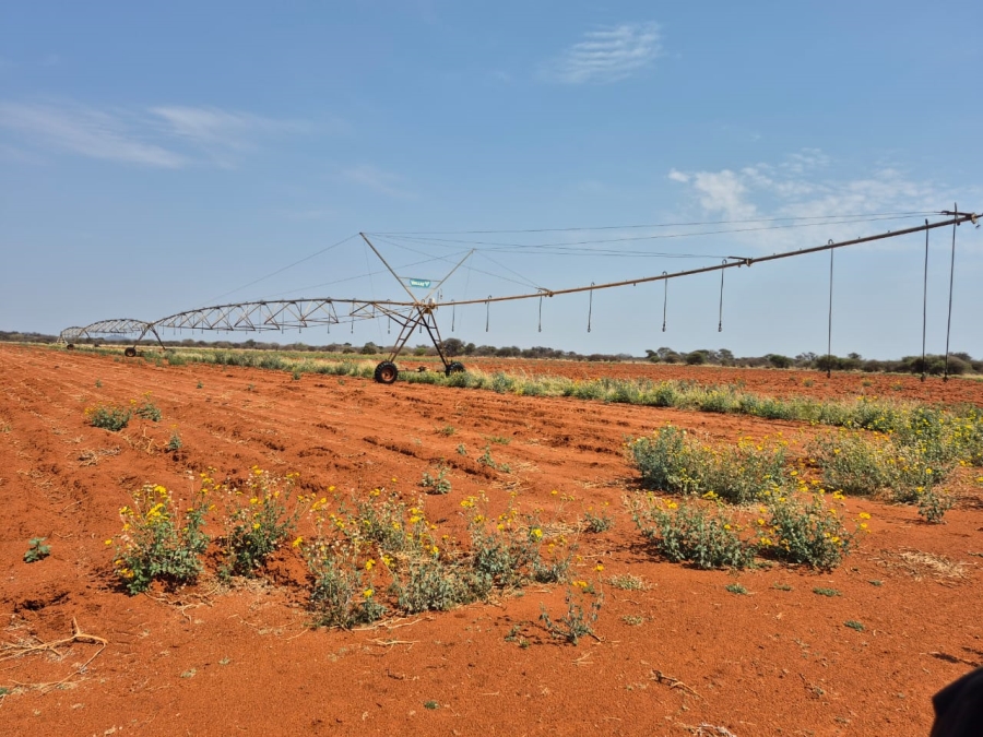 5 Bedroom Property for Sale in Tom Burke Limpopo