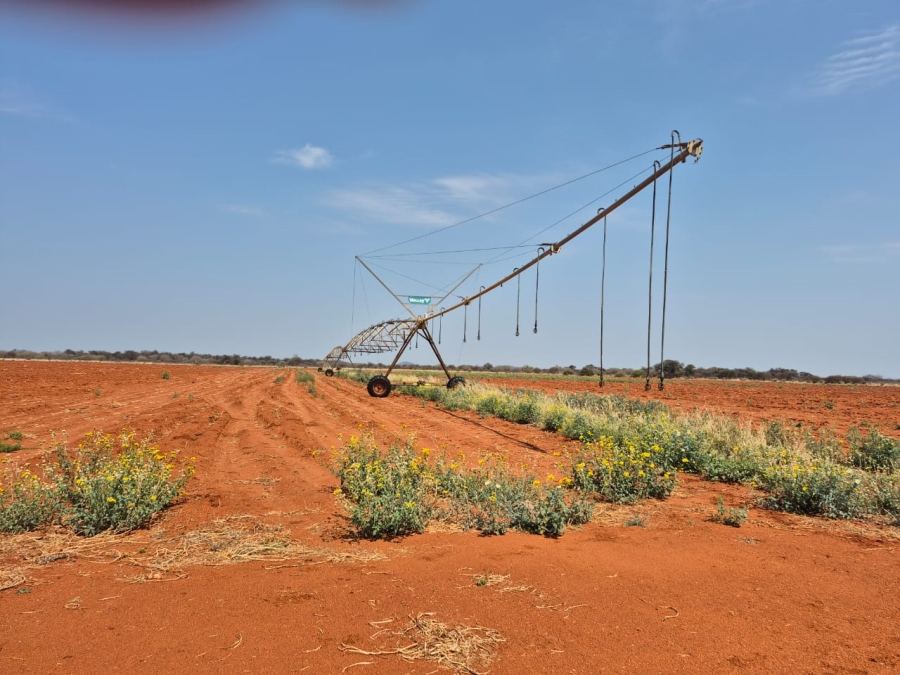 5 Bedroom Property for Sale in Tom Burke Limpopo