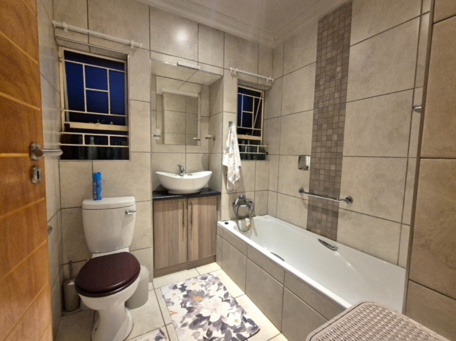 2 Bedroom Property for Sale in Mookgopong Limpopo