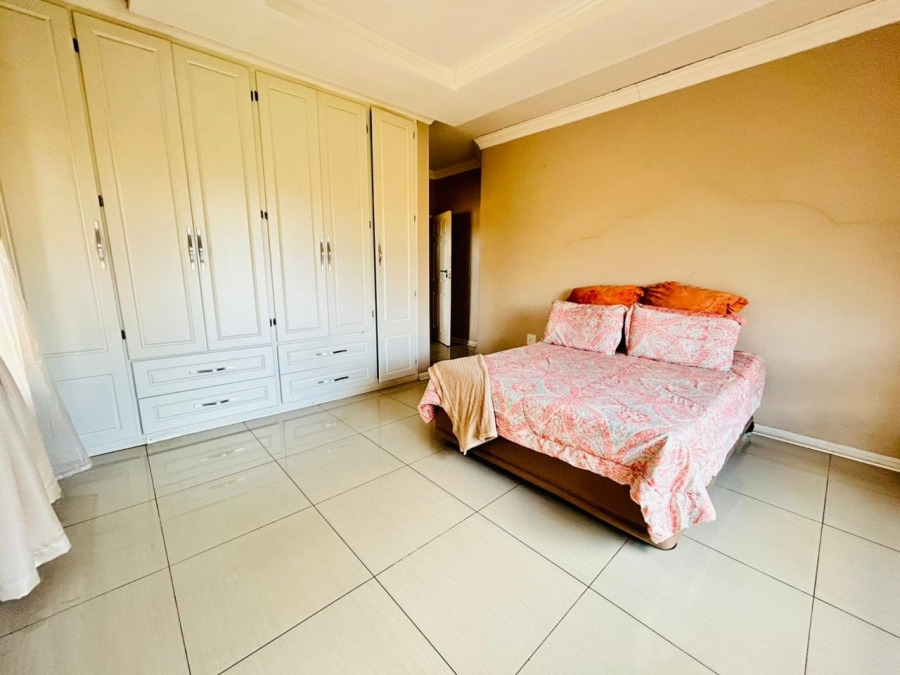 4 Bedroom Property for Sale in Chroompark Limpopo