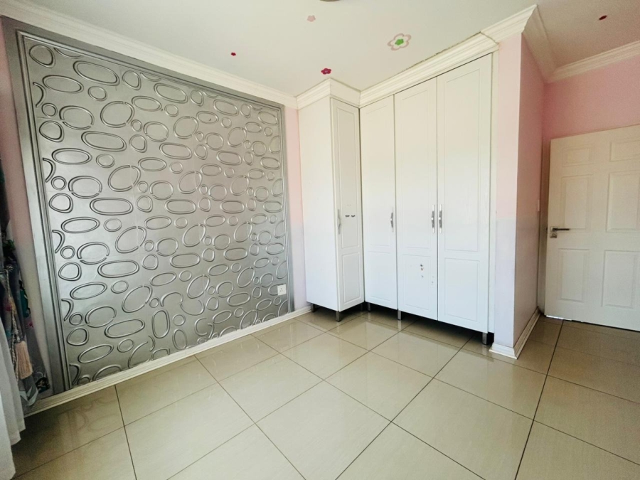 4 Bedroom Property for Sale in Chroompark Limpopo