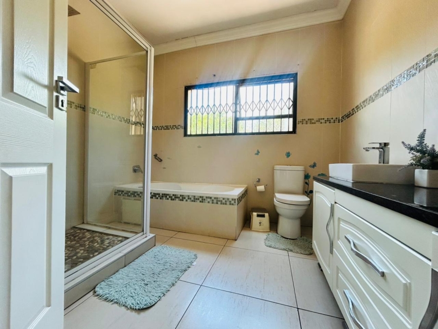 4 Bedroom Property for Sale in Chroompark Limpopo