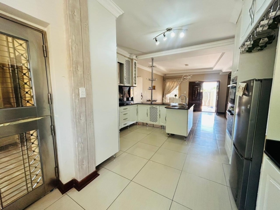 4 Bedroom Property for Sale in Chroompark Limpopo