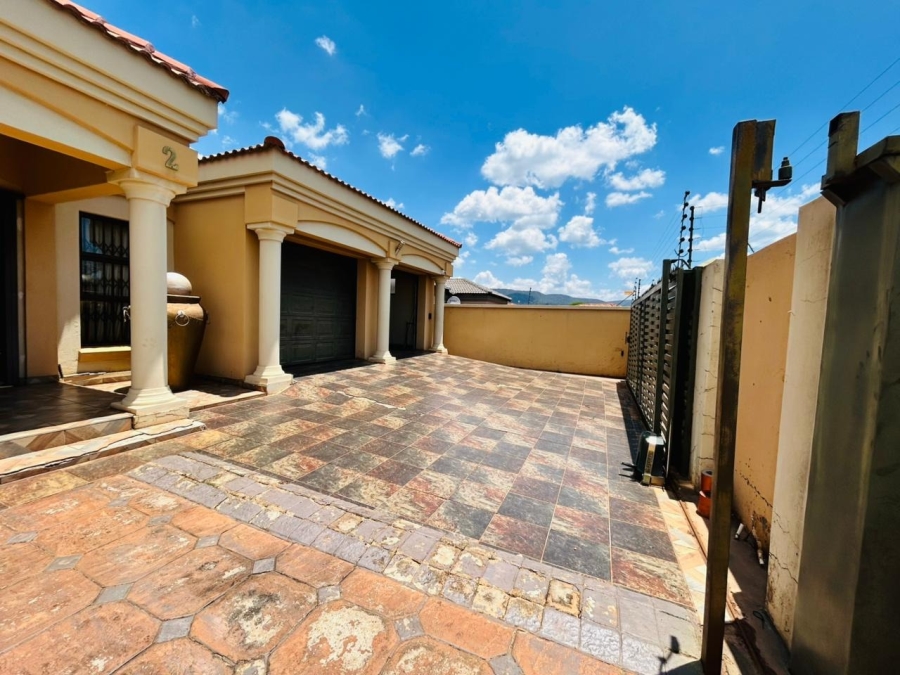 4 Bedroom Property for Sale in Chroompark Limpopo