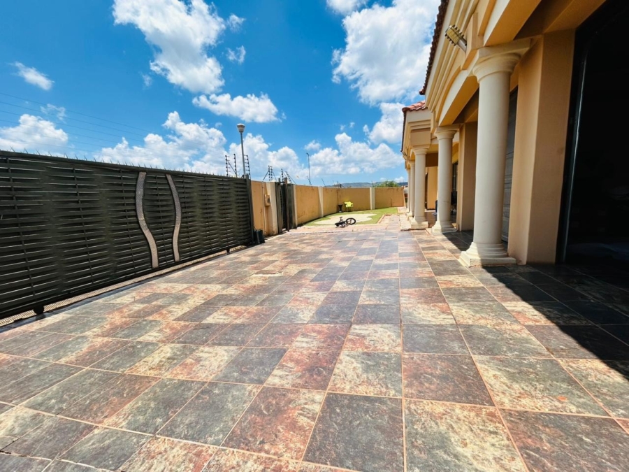 4 Bedroom Property for Sale in Chroompark Limpopo