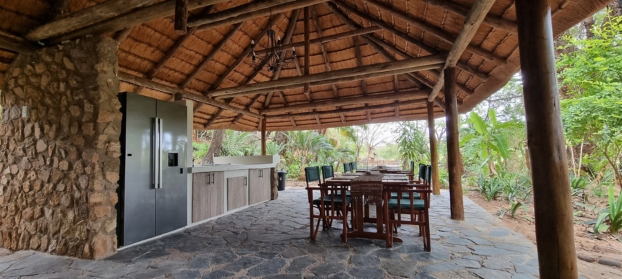 Commercial Property for Sale in Ndlovumzi Limpopo