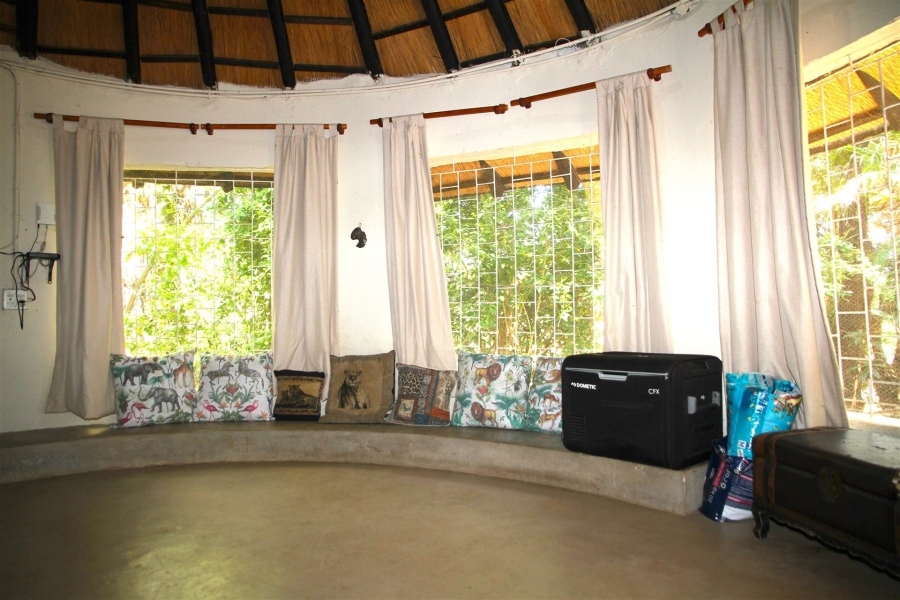 Commercial Property for Sale in Ndlovumzi Limpopo