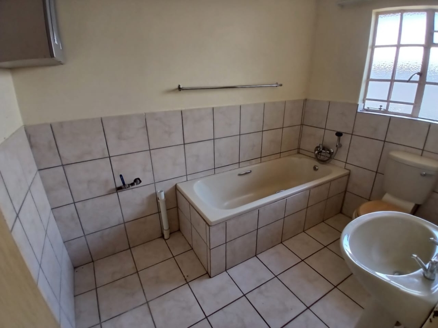 To Let 3 Bedroom Property for Rent in Eduan Park Limpopo