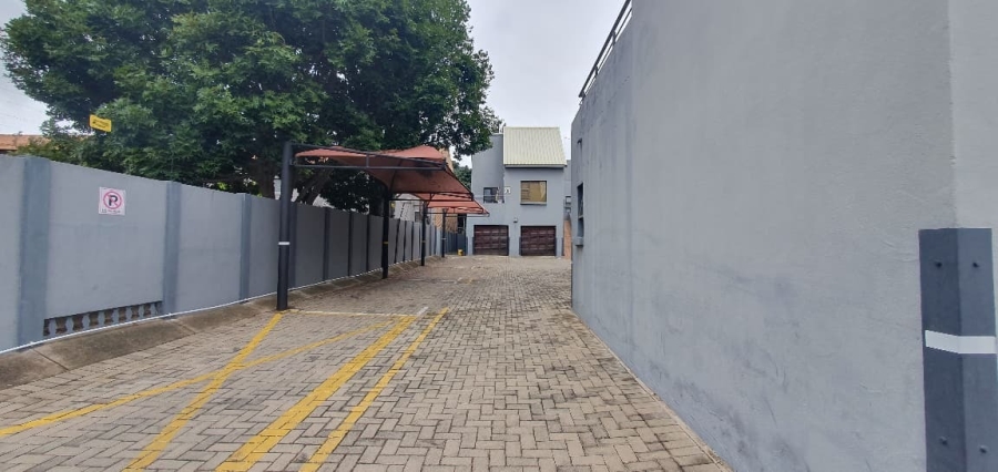 1 Bedroom Property for Sale in Hospitaalpark Limpopo