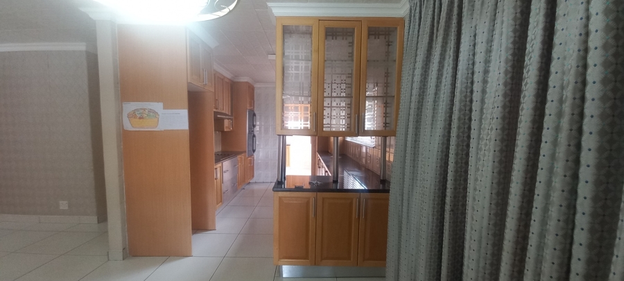 5 Bedroom Property for Sale in Flora Park Limpopo